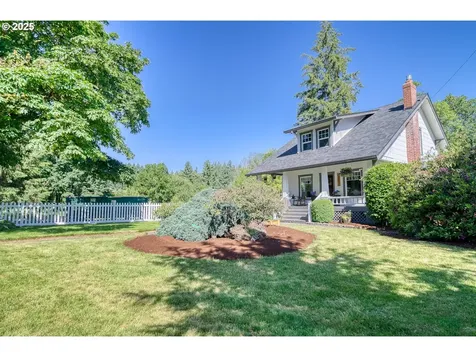 33249 SW Em Watts Road Scappoose OR 97056
