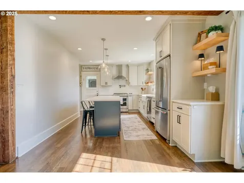 33249 SW Em Watts Road Scappoose OR 97056
