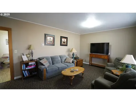 145 E Franklin Avenue Dayville OR 97825