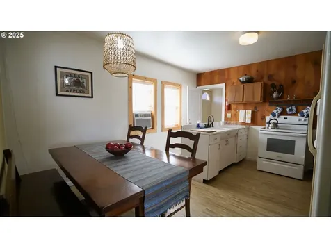 145 E Franklin Avenue Dayville OR 97825