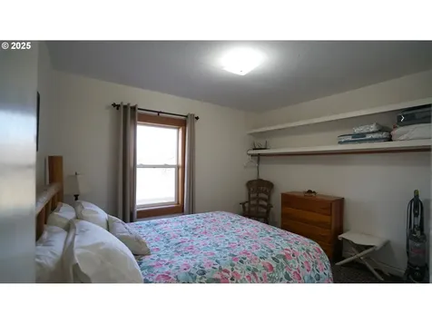 145 E Franklin Avenue Dayville OR 97825