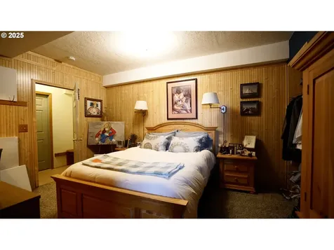 145 E Franklin Avenue Dayville OR 97825