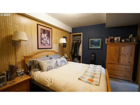 145 E Franklin Avenue Dayville OR 97825
