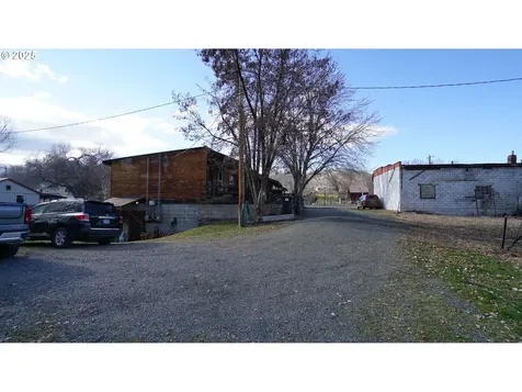 145 E Franklin Avenue Dayville OR 97825