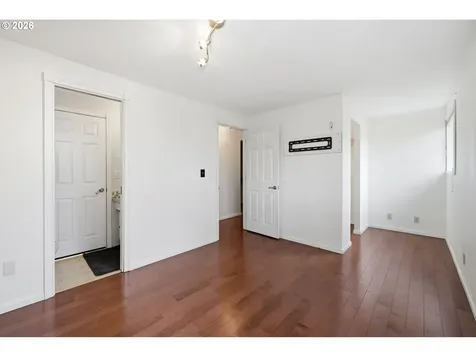 1365 Quaker Street Eugene OR 97402
