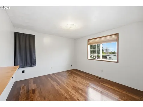 1365 Quaker Street Eugene OR 97402