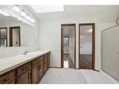 1365 Quaker Street Eugene OR 97402