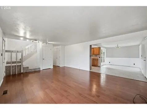 1365 Quaker Street Eugene OR 97402