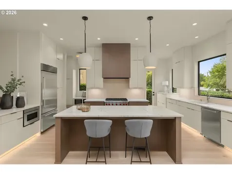 1225 Spruce Street Lake Oswego OR 97034