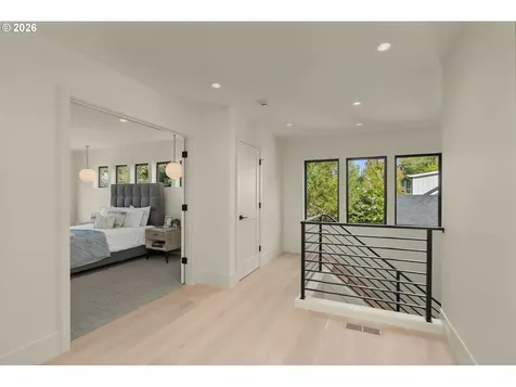 1225 Spruce Street Lake Oswego OR 97034