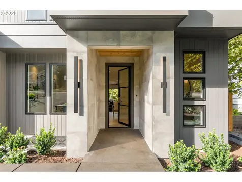 1225 Spruce Street Lake Oswego OR 97034