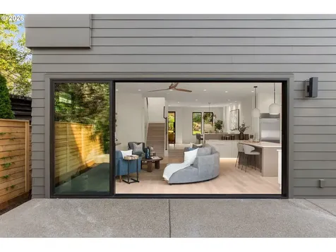 1225 Spruce Street Lake Oswego OR 97034