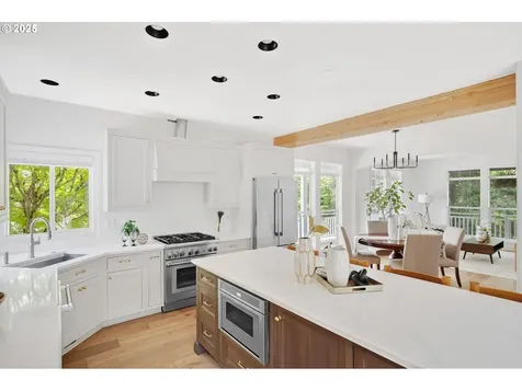 3022 Kensington Court West Linn OR 97068