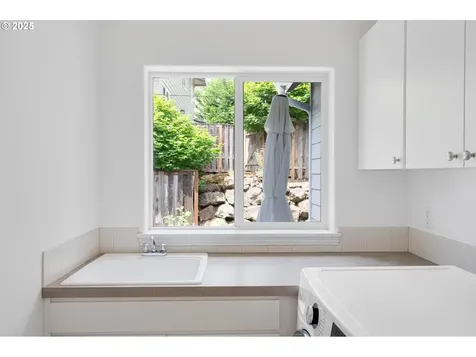 3022 Kensington Court West Linn OR 97068