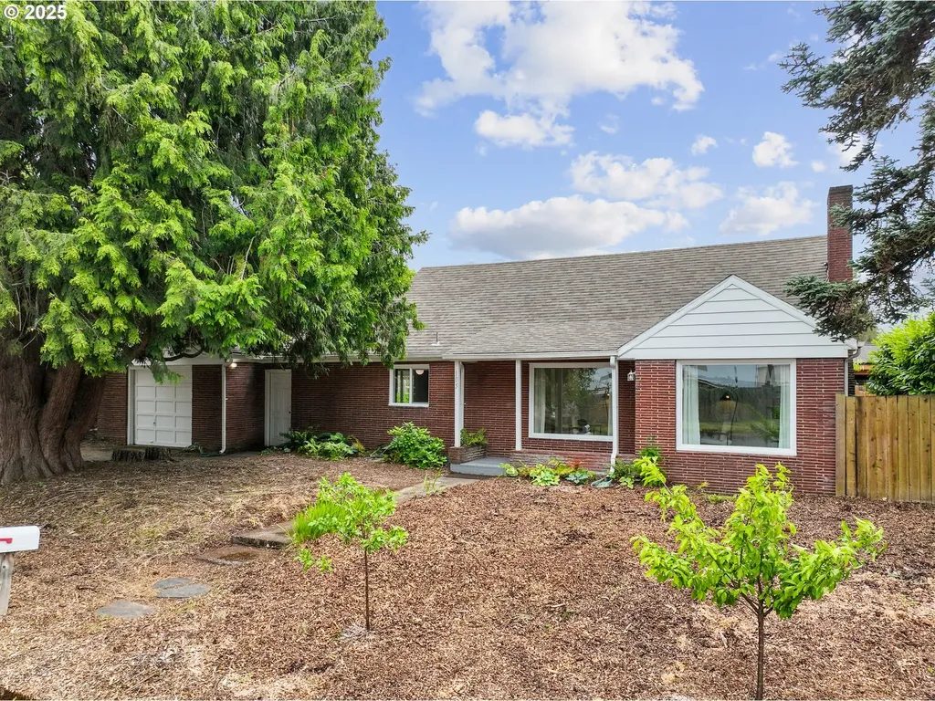 105 E 41st Street Vancouver WA 98663