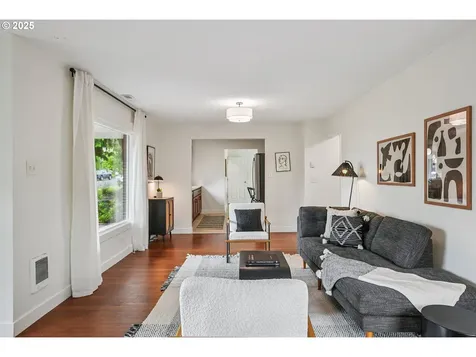 105 E 41st Street Vancouver WA 98663