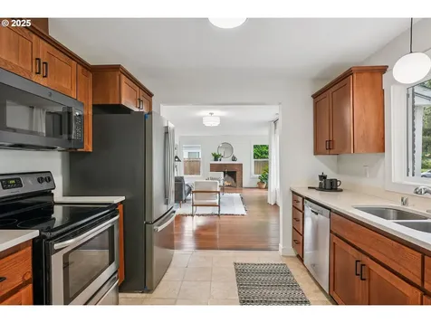 105 E 41st Street Vancouver WA 98663