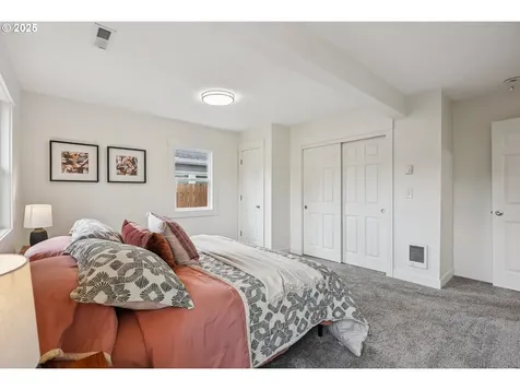 105 E 41st Street Vancouver WA 98663