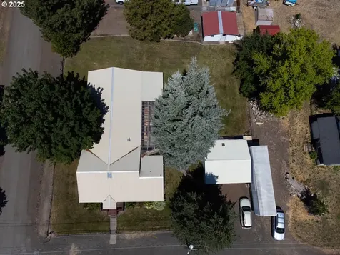 1285 Detroit Street Elgin OR 97827