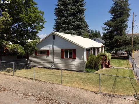 1285 Detroit Street Elgin OR 97827
