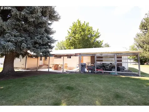 1285 Detroit Street Elgin OR 97827