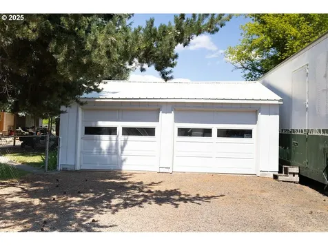1285 Detroit Street Elgin OR 97827