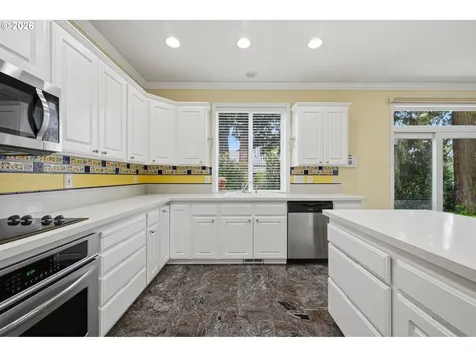 15066 Glendoveer Court Oregon City OR 97045