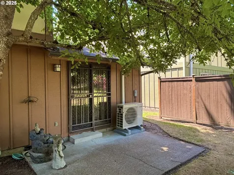 1323 City View Street Eugene OR 97402