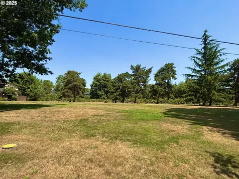 1323 City View Street Eugene OR 97402