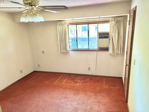 1323 City View Street Eugene OR 97402