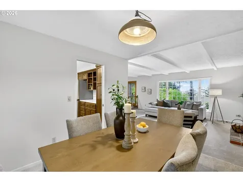 137 Del Prado Street Lake Oswego OR 97035