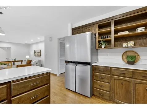 137 Del Prado Street Lake Oswego OR 97035