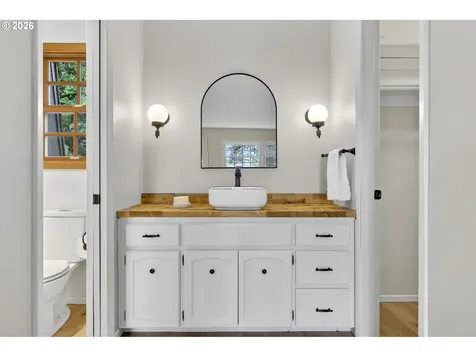 137 Del Prado Street Lake Oswego OR 97035