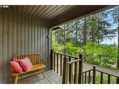 137 Del Prado Street Lake Oswego OR 97035