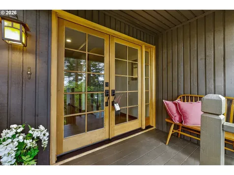 137 Del Prado Street Lake Oswego OR 97035