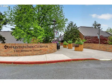 137 Del Prado Street Lake Oswego OR 97035