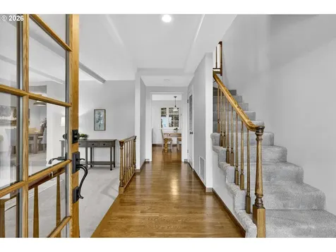 137 Del Prado Street Lake Oswego OR 97035