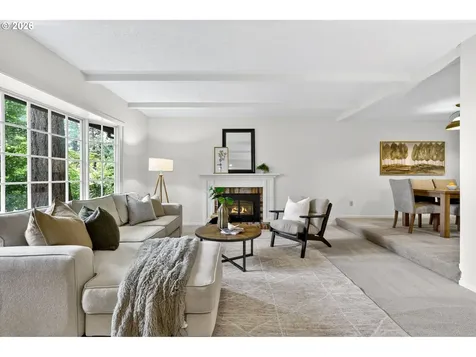137 Del Prado Street Lake Oswego OR 97035