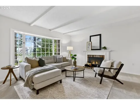 137 Del Prado Street Lake Oswego OR 97035