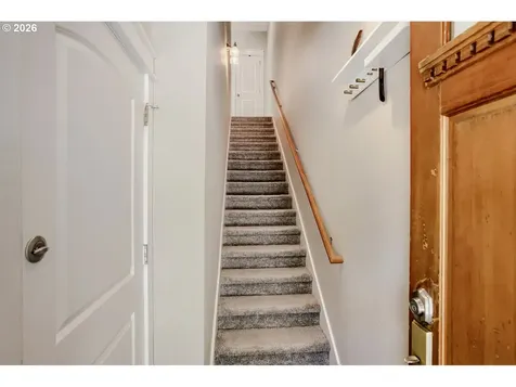 5117 SW Shattuck Road Portland OR 97221