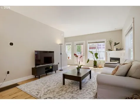 5117 SW Shattuck Road Portland OR 97221