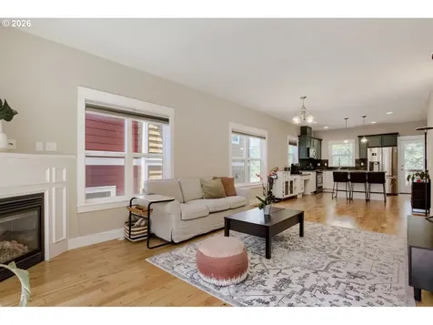 5117 SW Shattuck Road Portland OR 97221