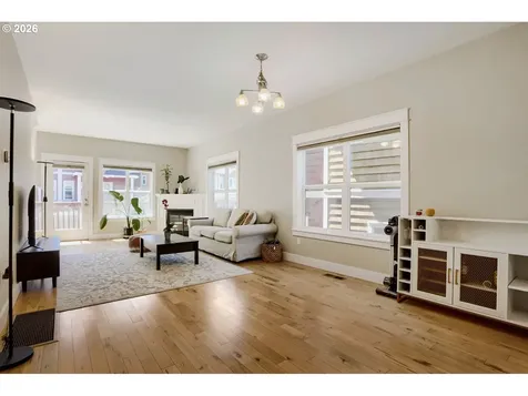 5117 SW Shattuck Road Portland OR 97221