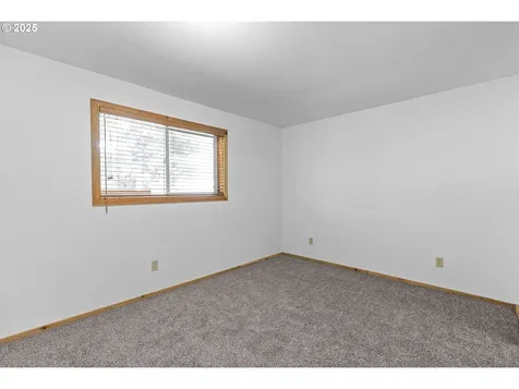 691 SE Jetty Avenue Lincoln City OR 97367