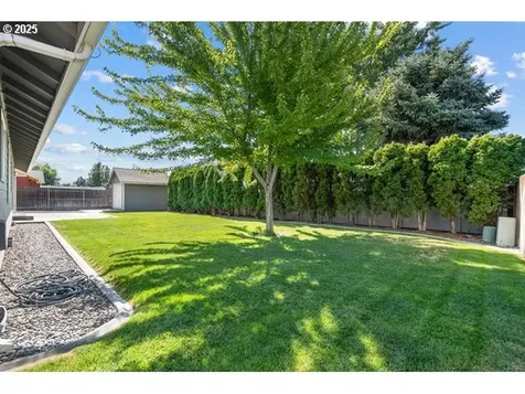 905 W Hartley Avenue Hermiston OR 97838