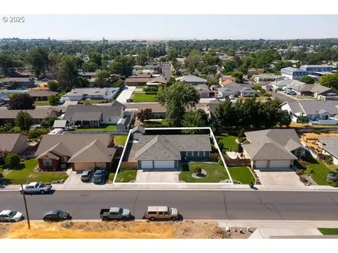 905 W Hartley Avenue Hermiston OR 97838