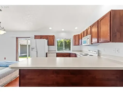 905 W Hartley Avenue Hermiston OR 97838