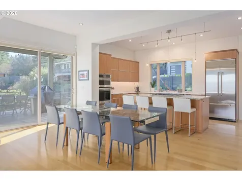 2490 Panorama Drive Eugene OR 97405