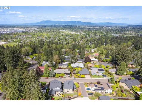 2490 Panorama Drive Eugene OR 97405