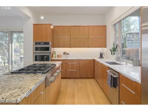 2490 Panorama Drive Eugene OR 97405